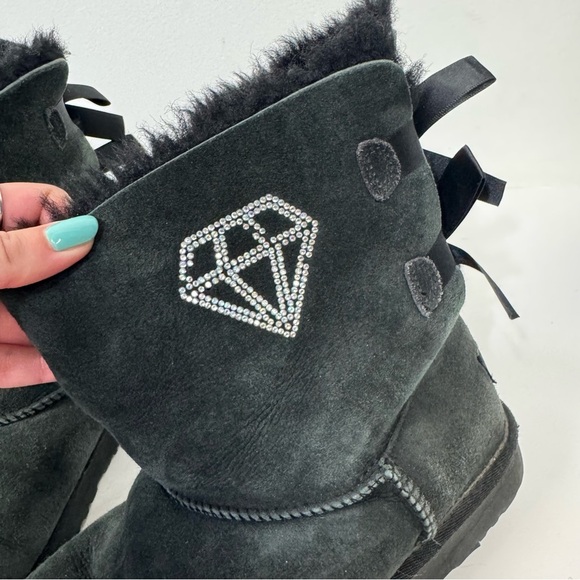 Ugg Leather Suede Black Bow Short Sherpa Lined Winter Boots With Diamond Detail - Picture 3 of 6
